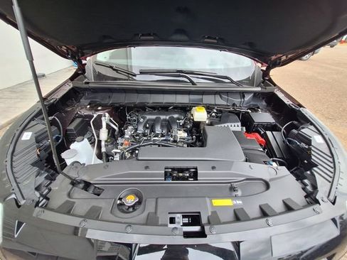 New 2026 Nissan Pathfinder Platinum AWD/4WD image 9