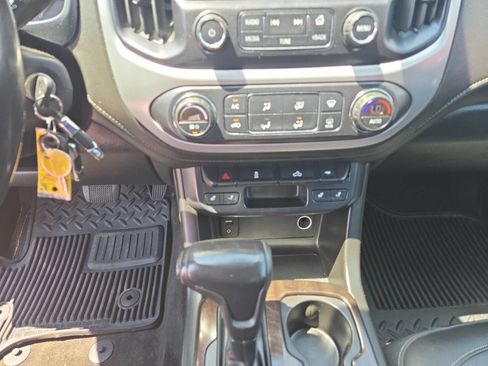 Used 2018 GMC Canyon SLT w/ Trailering Package AWD/4WD image 19