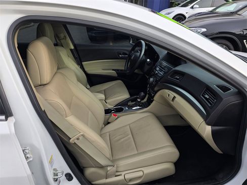 Used 2013 Acura ILX 2.0L image 11
