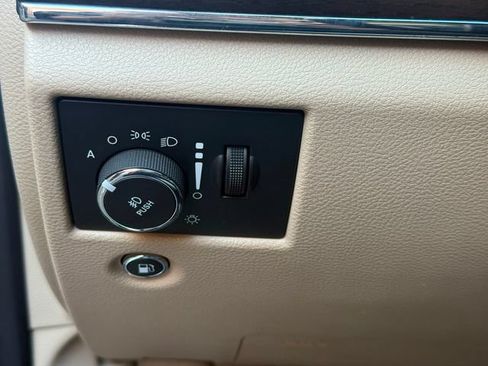 Used 2016 Jeep Grand Cherokee Limited w/ Trailer Tow Group IV AWD/4WD image 18