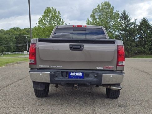 Used 2013 GMC Sierra 1500 SLT w/ Chrome Essentials Package AWD/4WD image 15