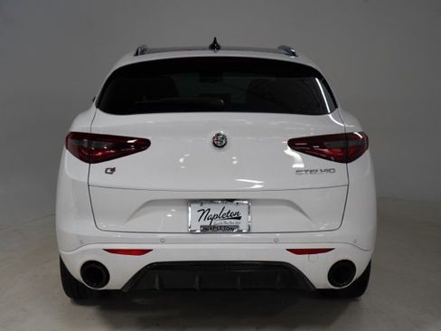 Used 2023 Alfa Romeo Stelvio Veloce image 6