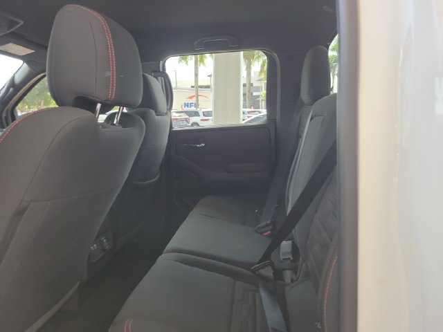 Used 2023 Nissan Frontier Pro-X w/ Pro Convenience Package RWD image 12