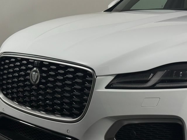 Used 2026 Jaguar F-PACE R-Dynamic S AWD/4WD image 12