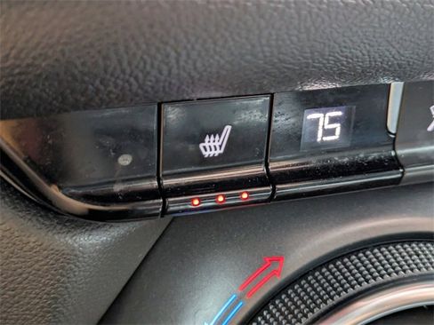 Used 2022 Chevrolet Blazer LT w/ Sound & Technology Package image 25