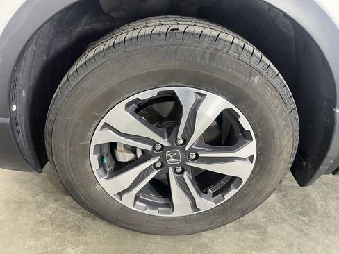 Used 2020 Honda CR-V LX image 24