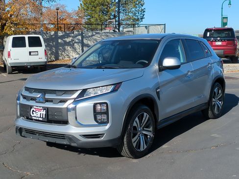 Used 2024 Mitsubishi Outlander Sport SE image 10