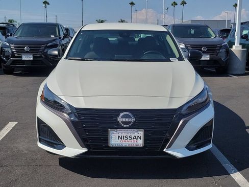 New 2026 Nissan Altima 2.5 SV FWD image 17