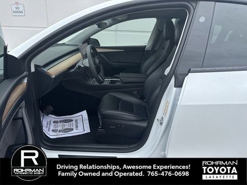 Used 2024 Tesla Model Y Long Range image 10