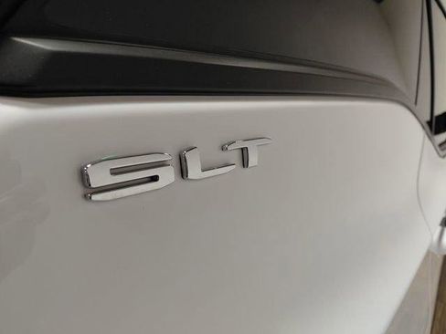 Certified 2024 GMC Terrain SLT AWD/4WD image 15