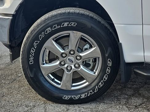 Used 2018 Ford F150 XLT w/ Equipment Group 302A Luxury image 10