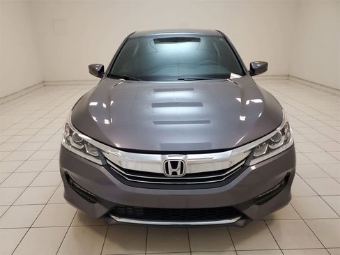Used 2016 Honda Accord Sport image 19