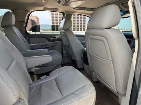 Used 2013 Chevrolet Tahoe LTZ image 20