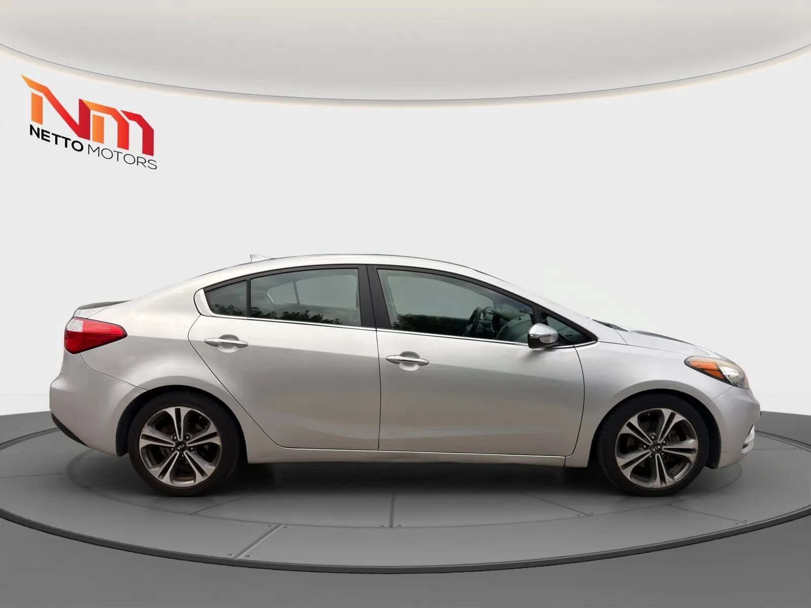 Used 2015 Kia Forte EX w/ Premium Package FWD image 6