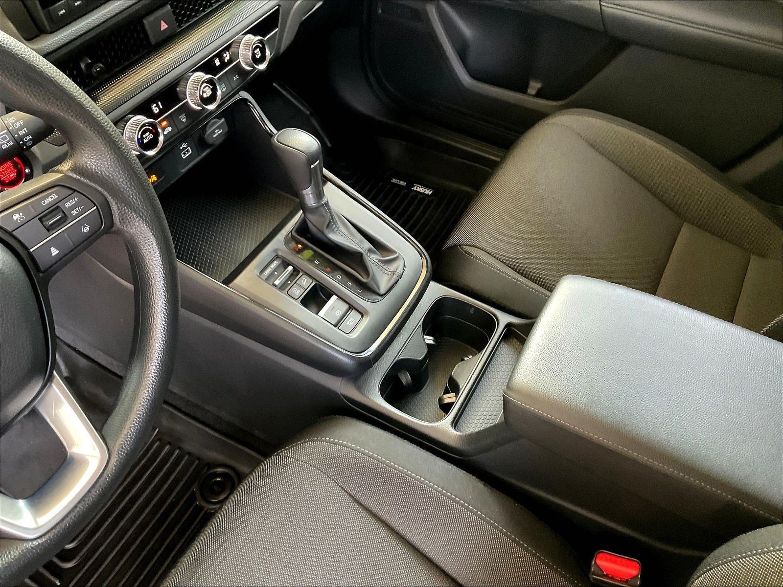 Used 2024 Honda CR-V LX image 17
