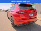 Used 2023 Mitsubishi Outlander SE image 6