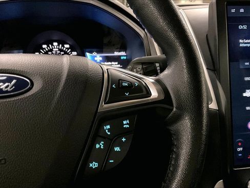 Certified 2024 Ford Edge SEL image 18