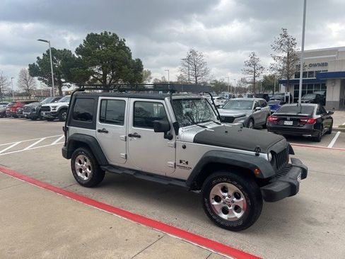Used 2008 Jeep Wrangler X image 4