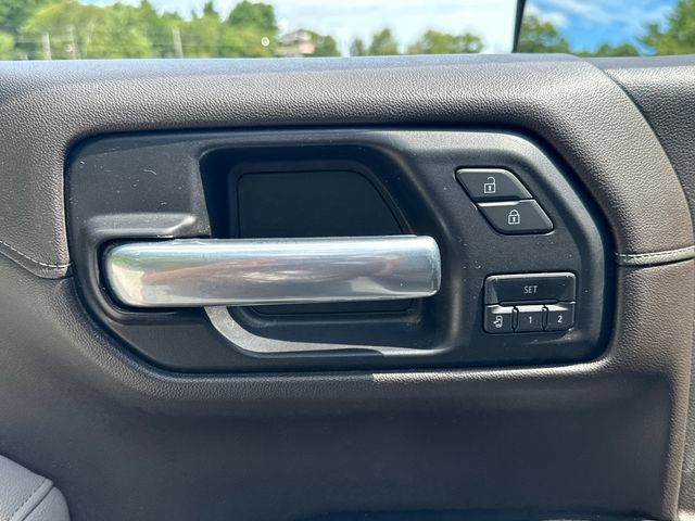 Used 2019 GMC Sierra 1500 SLT w/ SLT Premium Package AWD/4WD image 23