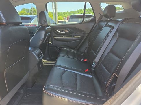 Used 2022 GMC Terrain AT4 AWD/4WD image 15