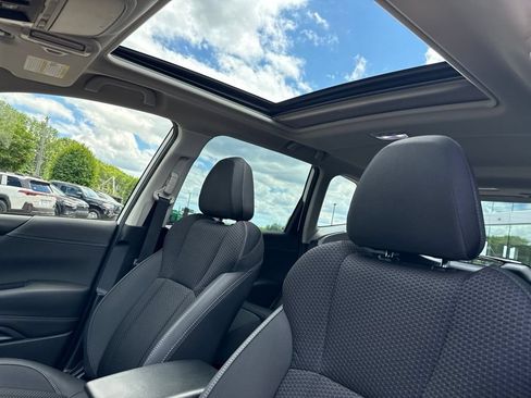 Used 2023 Subaru Forester Premium AWD/4WD image 12