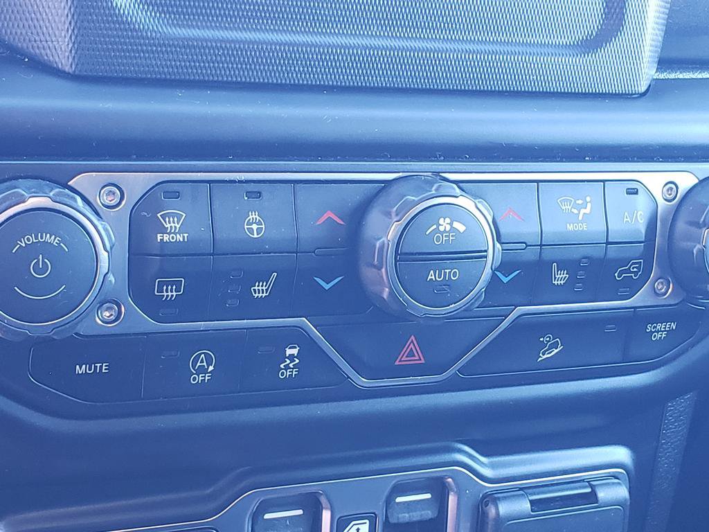 Used 2019 Jeep Wrangler Unlimited Sport AWD/4WD image 17
