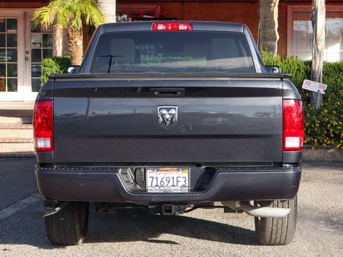 Used 2018 RAM 1500 Express image 8