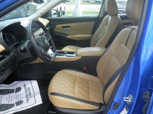 Used 2021 Nissan Sentra SV w/ SV Premium Package image 15