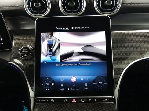 Certified 2026 Mercedes-Benz GLC 300 4MATIC image 19