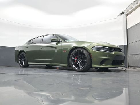 Used 2019 Dodge Charger Scat Pack w/ Harman/Kardon Audio Group image 16