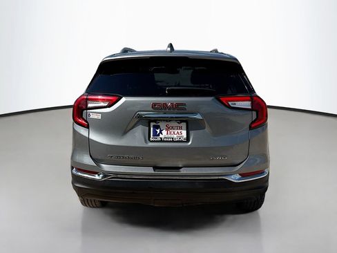 Used 2024 GMC Terrain SLT AWD/4WD image 6