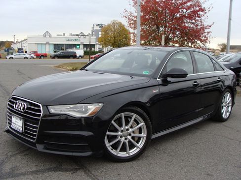 Used 2017 Audi A6 3.0T Premium Plus w/ 19" Sport Package image 3