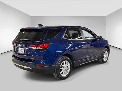 Used 2023 Chevrolet Equinox LT image 5