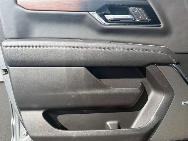 New 2026 GMC Yukon XL Denali w/ Sun & Power Step Package AWD/4WD image 15