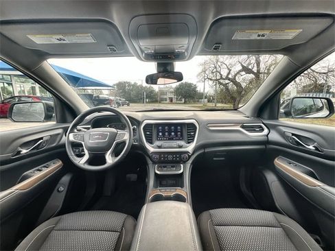 Certified 2023 GMC Acadia SLE w/ Driver Convenience Package image 19