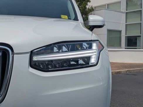 Used 2022 Volvo XC90 T6 Inscription w/ Advanced Package AWD/4WD image 11