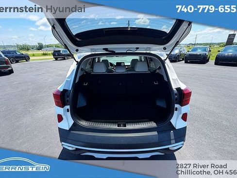 Used 2023 Kia Seltos EX AWD/4WD image 19