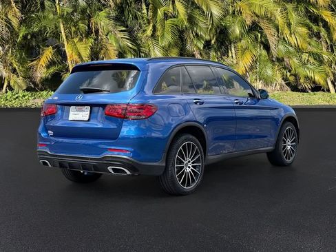Used 2022 Mercedes-Benz GLC 300 image 4