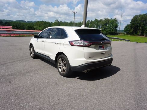 Used 2015 Ford Edge Titanium w/ Equipment Group 301A FWD image 19
