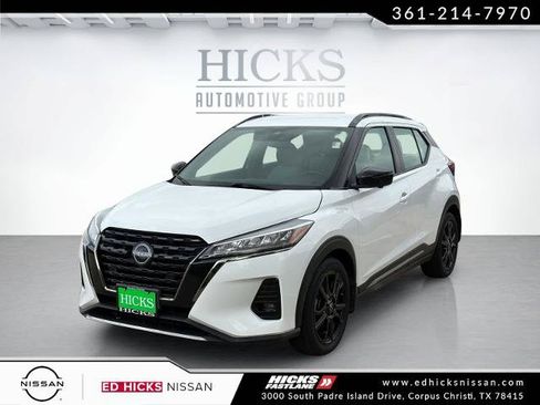 Certified 2024 Nissan Kicks SR w/ SR Premium Package FWD image 1