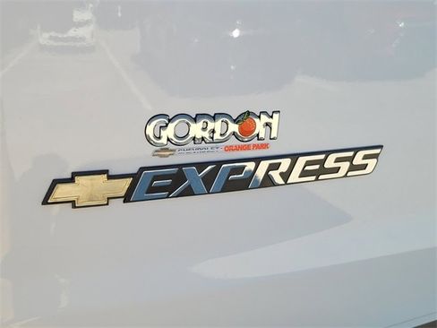 New 2025 Chevrolet Express 2500 Work Van image 13