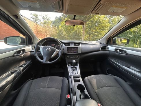Used 2017 Nissan Sentra S FWD image 6