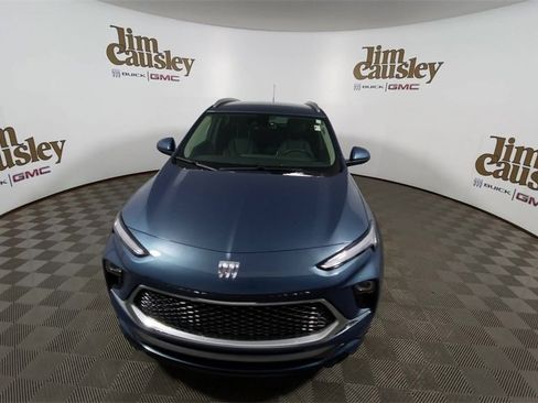 Used 2024 Buick Encore GX Avenir w/ Avenir Convenience Package image 3