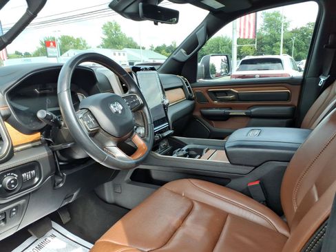 Used 2024 RAM 1500 Limited AWD/4WD image 17