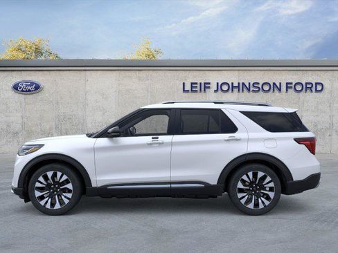 New 2026 Ford Explorer Platinum w/ LUX Leather Package AWD/4WD image 3