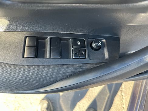 Used 2022 Toyota Corolla LE image 27