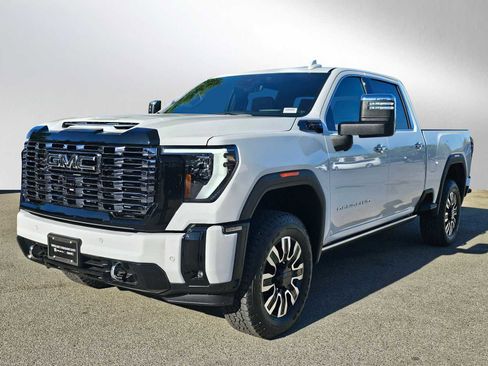 New 2025 GMC Sierra 2500 Denali Ultimate image 7