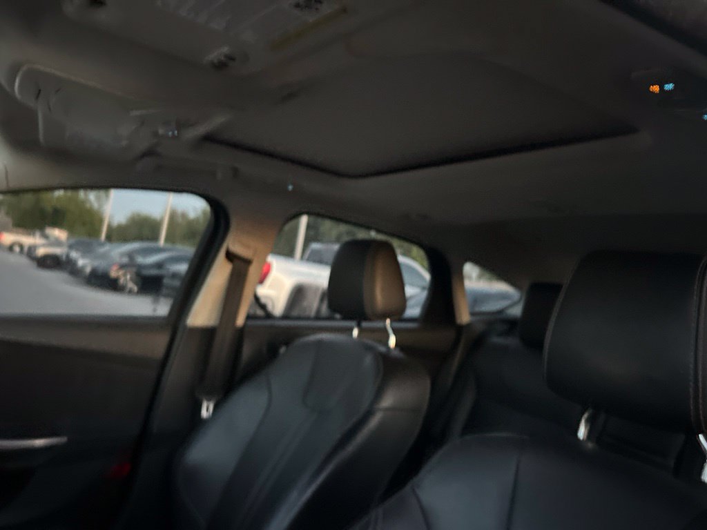 Used 2012 Ford Focus Titanium FWD image 14