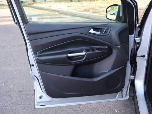 Used 2014 Ford Escape SE image 23