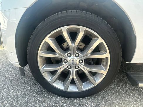 Used 2019 Ford Expedition Platinum AWD/4WD image 40
